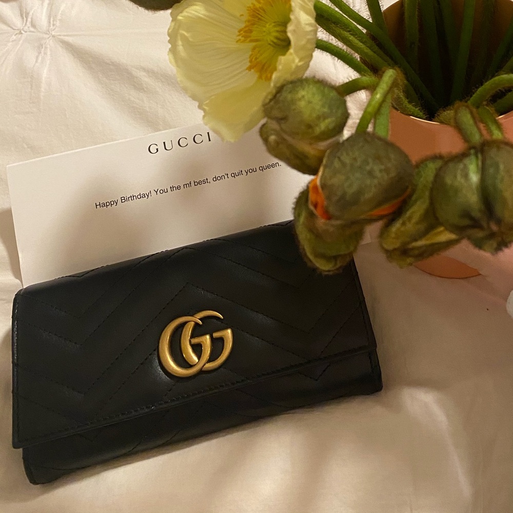 Gucci Black Chevron Matelassé Wallet with Gold Double G